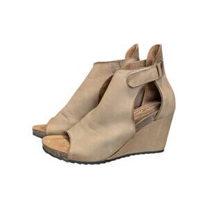 DIBA True New Year Leather Wedge Sandals Peep Toe Tan Beige Womens 6 Heels Tan